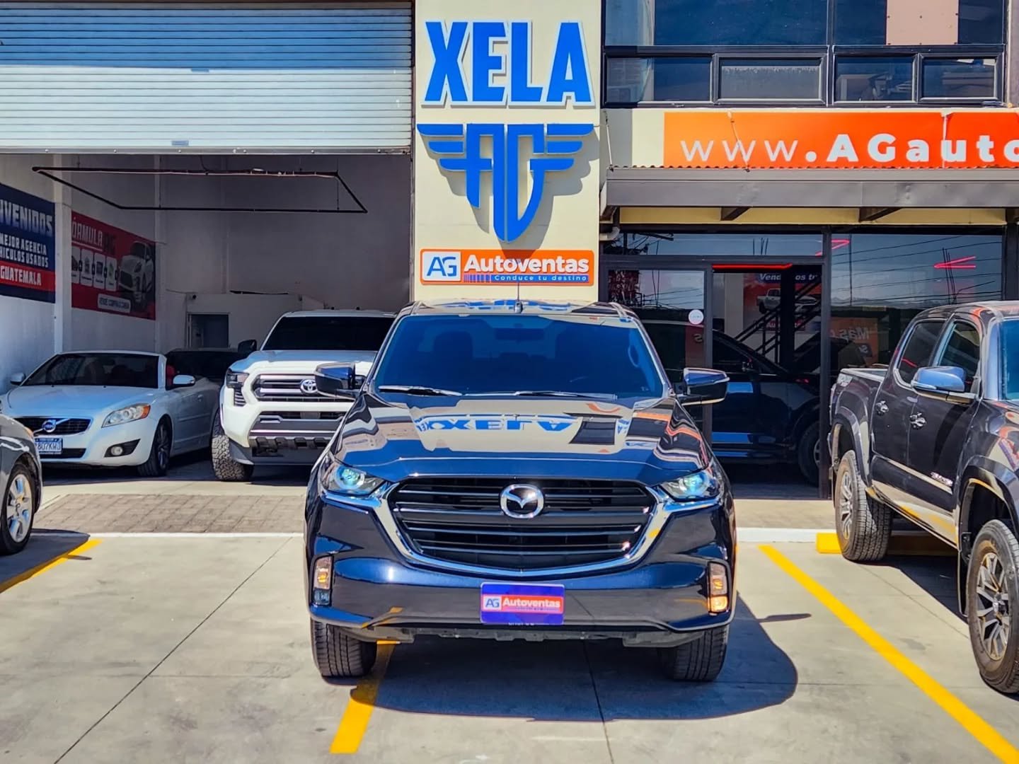 MAZDA BT-50 4X4 DE AGENCIA M.2024