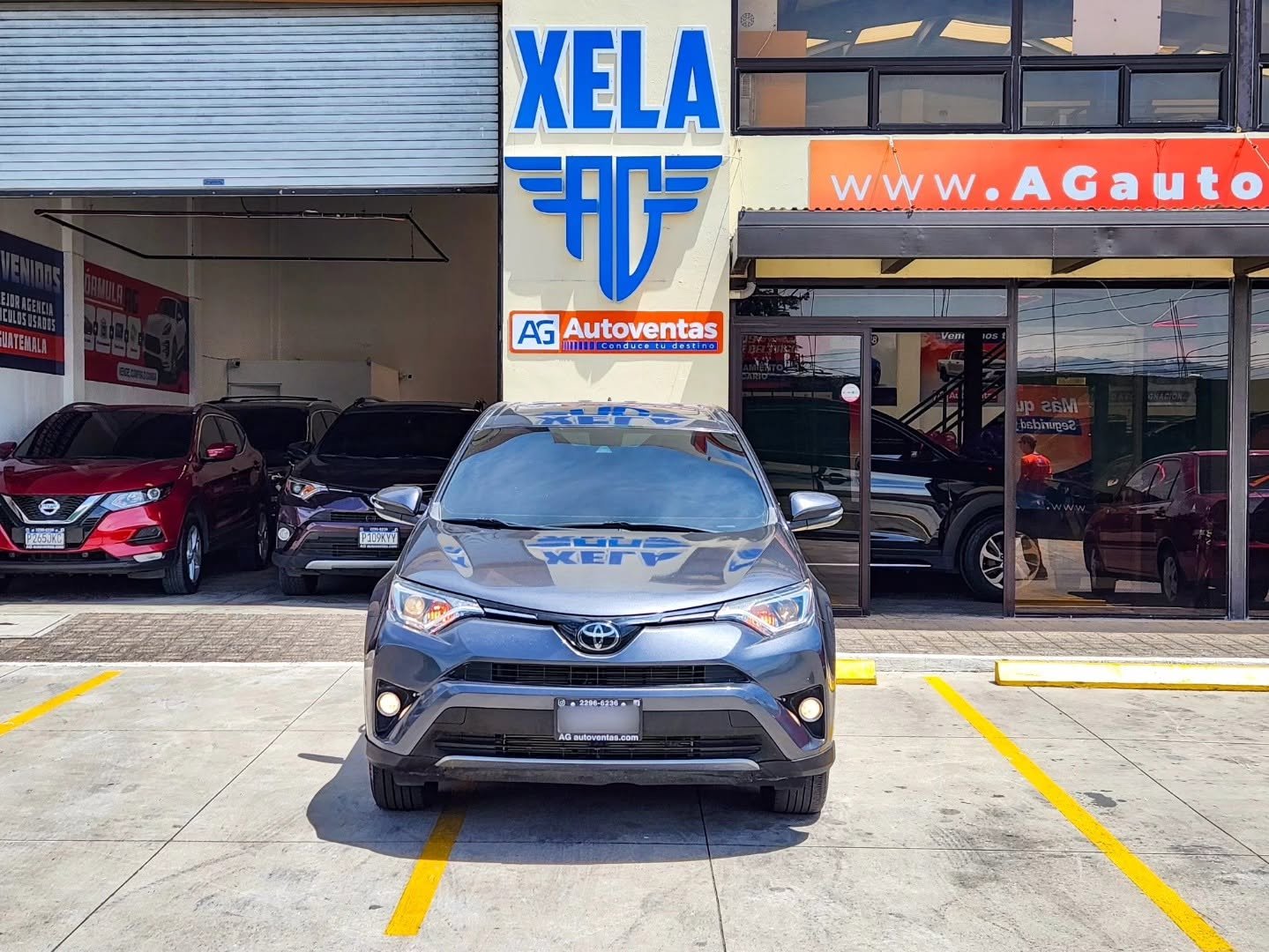 TOYOTA RAV4 XLE ADVENTURE 2018