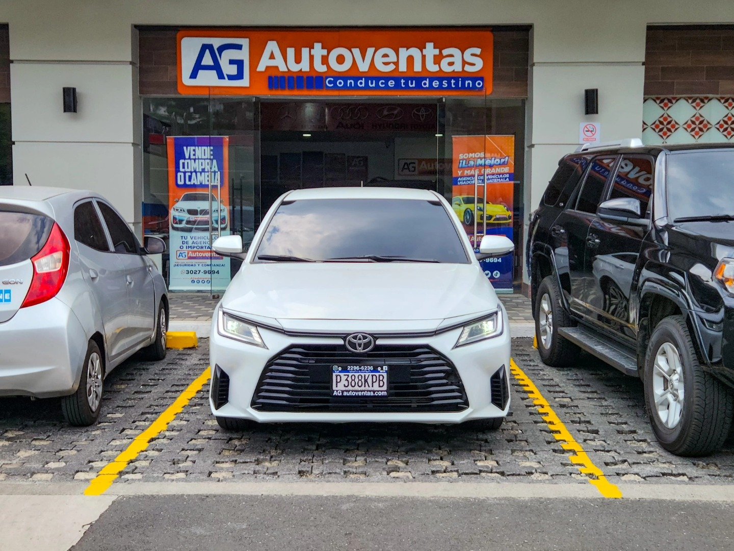 TOYOTA YARIS E MECÁNICO DE AGENCIA M.2024