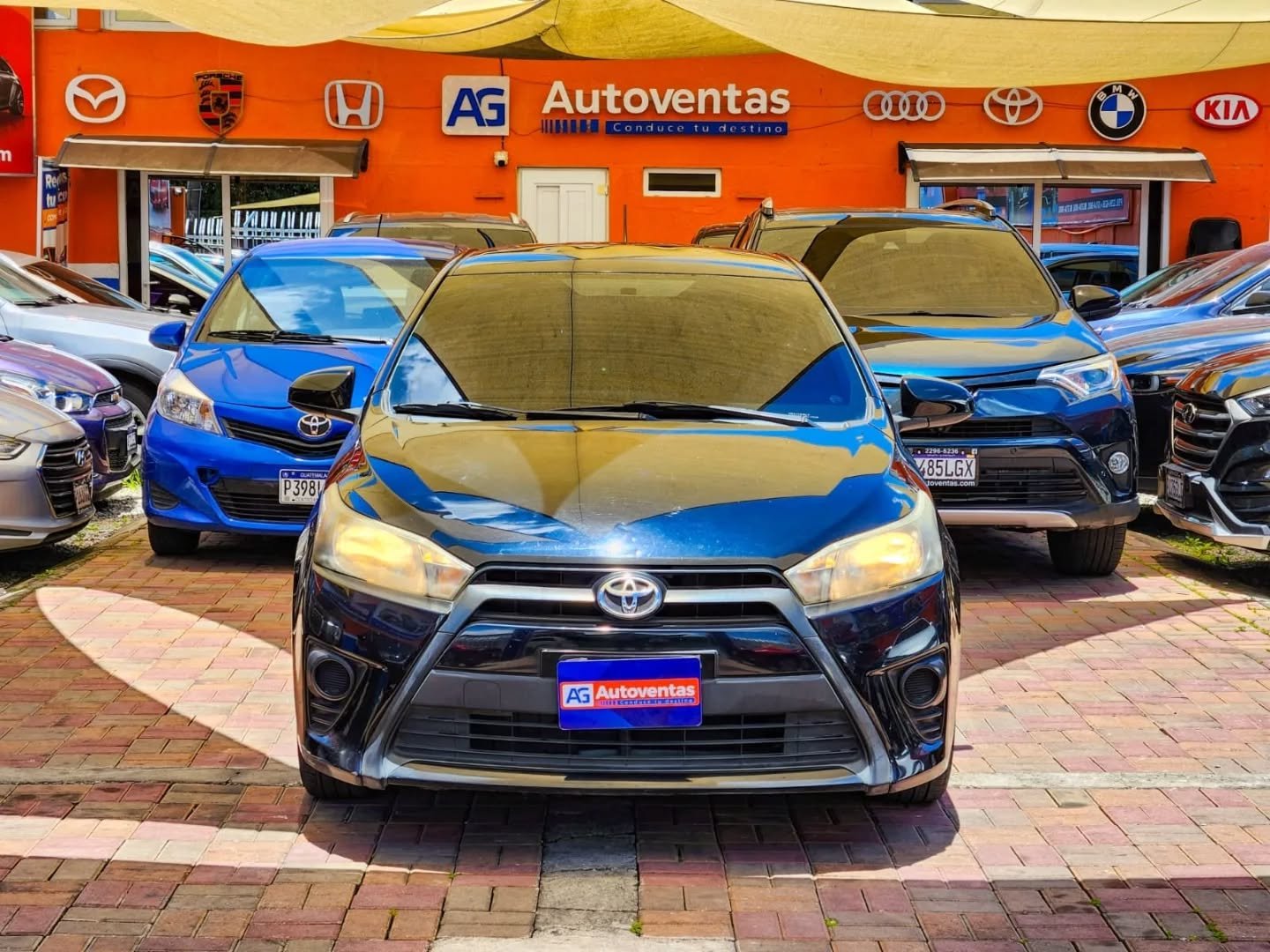 TOYOTA YARIS MECÁNICO DE AGENCIA M.2015